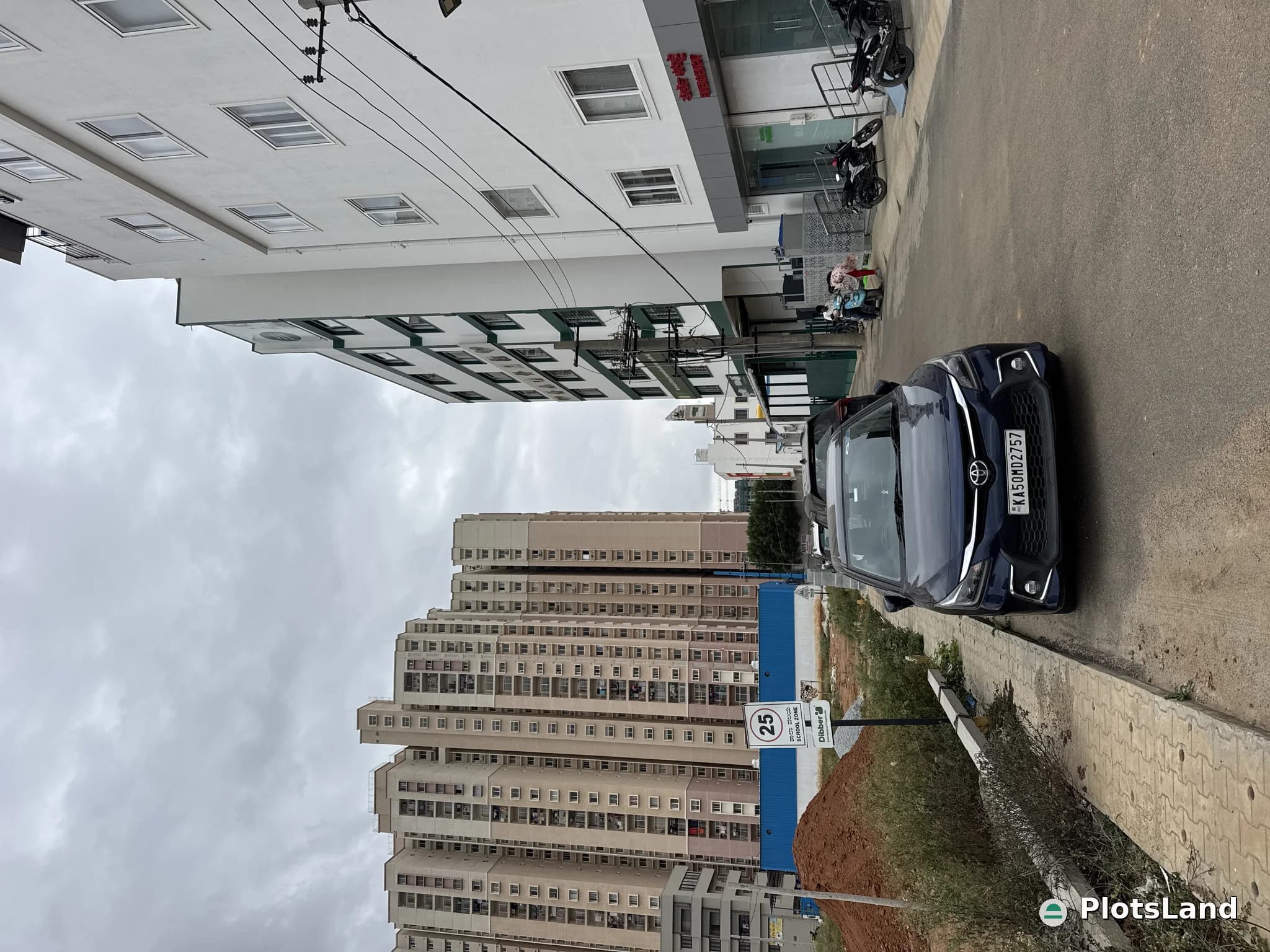     Own a Plot at a Prestigious Address. — photo 3